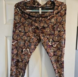 LuLaRoe TC leggings Butterfly print